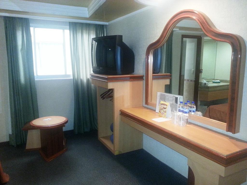 Hotel Los Reyes La Paz Kamer foto